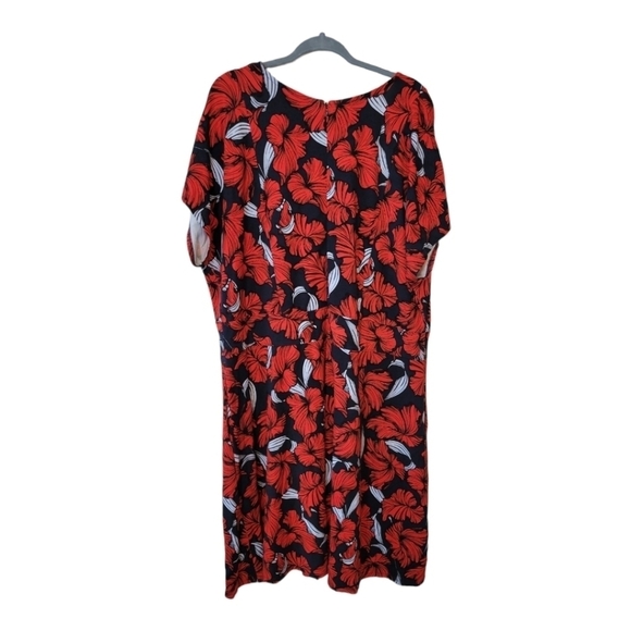 Lane Bryant Black & Red Tropical Floral Shift Dress Size 24 - Picture 2 of 4